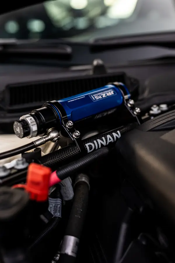 Dinan strut tower brace