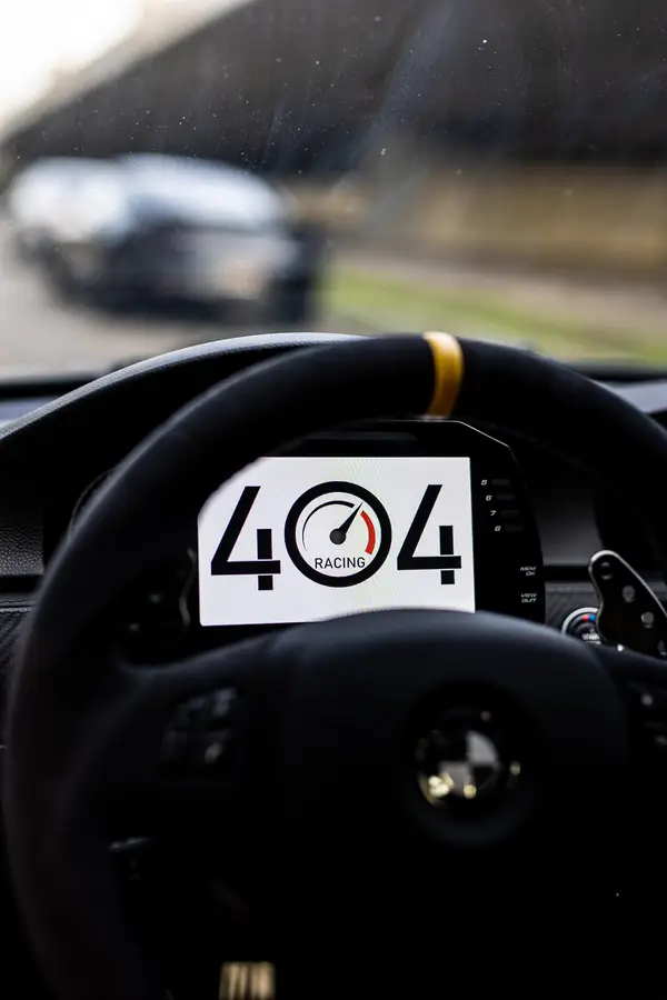 404-branded steering wheel