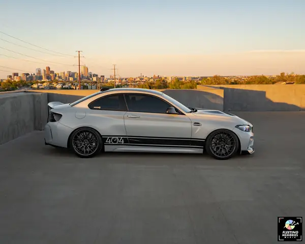 Side profile in the city